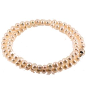 Freshwater Cultured Pearls 6mm